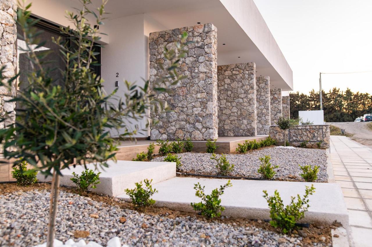 Pebble Garden Olive Branch - Magnolia Kos Town